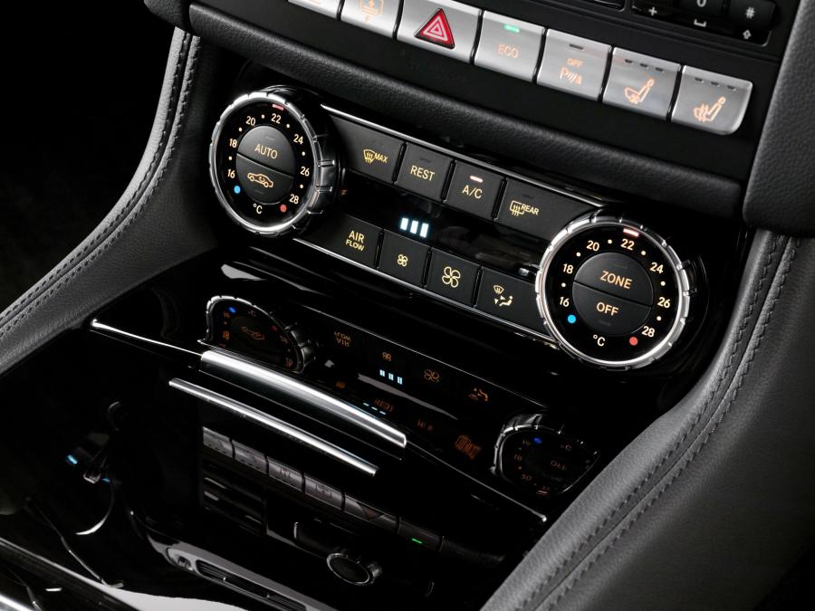  Mercedes-Benz CLS-Class 2011 года  (фото 138 из 148)